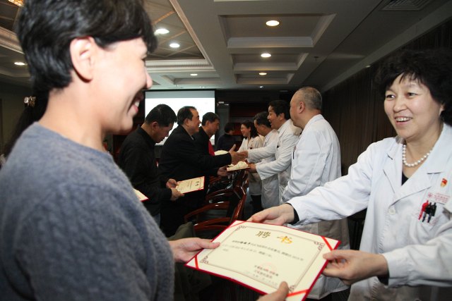 2019-03-14紀(jì)檢辦 第一屆社會監(jiān)督員聘任大會 (8)(1).JPG
