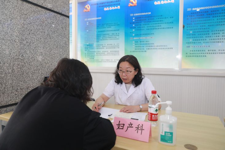 2024-07-04外交部義診 紀智禮 梁志波 (74).JPG